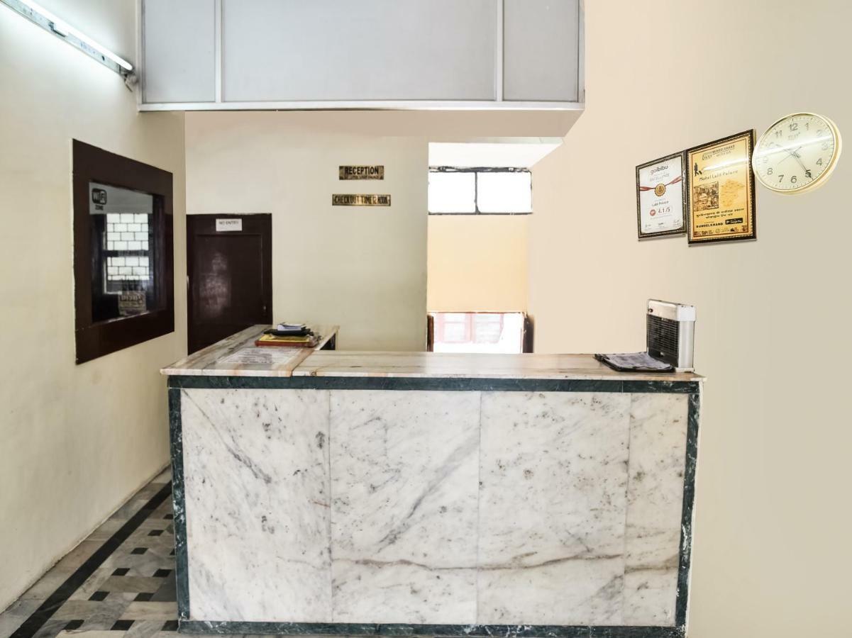 Hotel Lalit Palace Babina Exterior photo